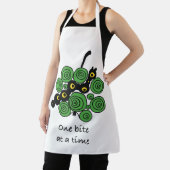 Tablier One bite at a time – enjoy the process (Insitu)