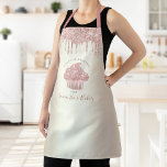 Tablier Parties scintillant Cupcake rose gouttes Boulanger<br><div class="desc">Voici une façon merveilleuse d’ajouter au plaisir de la cuisson. Ajoutez un éclat supplémentaire à vos aventures culinaires chaque fois que vous portez ce tablier élégant, sophistiqué, simple et moderne. Un cupcake en or brillant et rose, des gouttes de parties scintillant et une typographie manuscrite gris foncé recouvrent un arrière...</div>