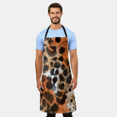 Tablier Peau animale : motif léopard créatif. (Porté)