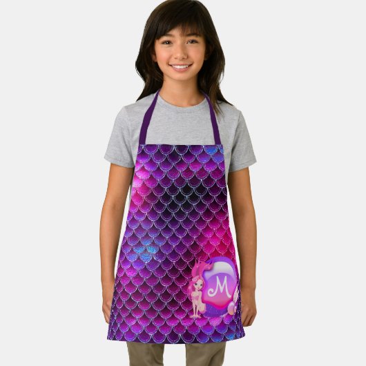 Tablier Perles de sirène et échelles Monogramme rose ID600 (Insitu)