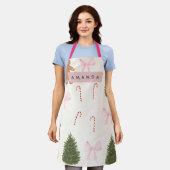 Tablier Personalized Holiday Gingerbread & Pink Bow (Porté)