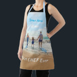 Tablier Personnaliser Votre Nom Photo Apron Texte - Meille<br><div class="desc">Tabliers avec photo et texte personnalisés / Nom - Unique votre propre design - Meilleur Chef Jamais Personnalisé Famille / Père / Mère / Enfant / Amis ou Cadeau personnel - Ajouter votre texte / Nom et photo - Redimensionner et déplacer ou ajouter des éléments - image / texte avec...</div>