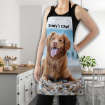 Tablier Photo personnalisée Chien<br><div class="desc">Tablier photo chef personnalisé de votre meilleur ami. Créez un cadeau amusant à votre amoureux des chiens préféré, maman de chien ou papa de chien. Que ce soit le jour des mères, la Fête des pères, un anniversaire ou Noël, ces tabliers photo personnalisés font un cadeau parfait. Personnalisez avec votre...</div>