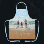 Tablier Photo personnalisée Espace Famille Photos Cadeau<br><div class="desc">Espace photo et texte personnalisé - Unique votre propre design - Famille personnalisée / Amis ou Cadeau personnel - Ajouter votre texte et photo - Redimensionnez et déplacez les éléments avec l'outil de personnalisation ! Bonne chance - Soyez heureux :)</div>