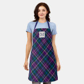 Tablier Plaid violet, bleu et vert (Porté)