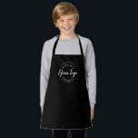 Tablier Promotion professionnelle personnalisée Logo blanc<br><div class="desc">Faites la promotion de votre entreprise avec style grâce à ce logo personnalisé Promotion d'entreprise Blanc Taille de l'enfant Tablier noir. Doté d'un logo d'entreprise personnalisé en blanc sur un tablier noir élégant, cet accessoire de taille enfant est parfait pour des événements promotionnels, des cours de cuisine ou comme cadeau...</div>