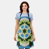 Tablier Retro Mandala bleu vert blanc et noir (Porté)