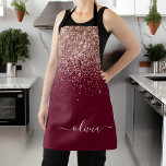 Tablier Rose Bourgogne Gold Blush Pink Parties scintillant<br><div class="desc">Or rose - Rose et Bourgogne Parties scintillant étincelante brossé Monogramme en métal brossé Apron. Cela rend le cadeau parfait pour 16 ans,  mariage,  douche nuptiale,  anniversaire,  baby shower ou bachelorette pour quelqu'un qui aime le luxe glam et les styles chic.</div>
