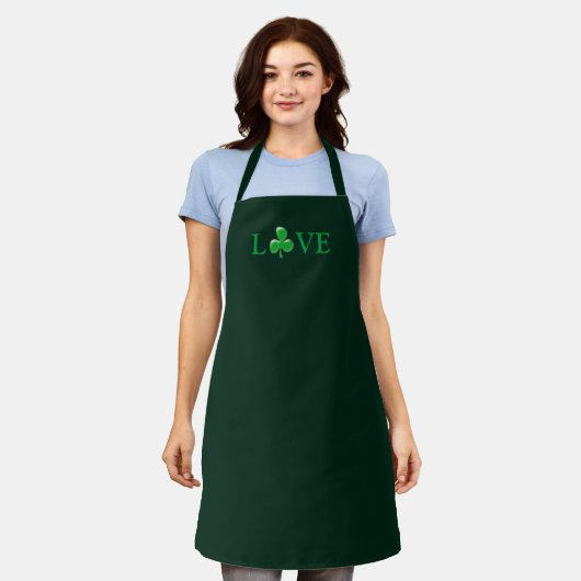 Tablier Saint Patrick's Day Love Green Clover Shamrock (Porté)