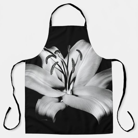 Tablier Silver Lily : Élégance Florale Monochrome. (Recto)