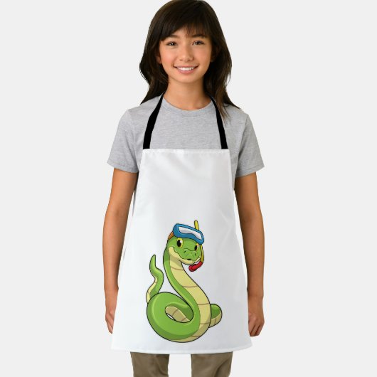 Tablier Snake as Diver wirth Snorkel (Insitu)