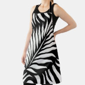 Tablier Style Leaf Zebra Stripes (Insitu)