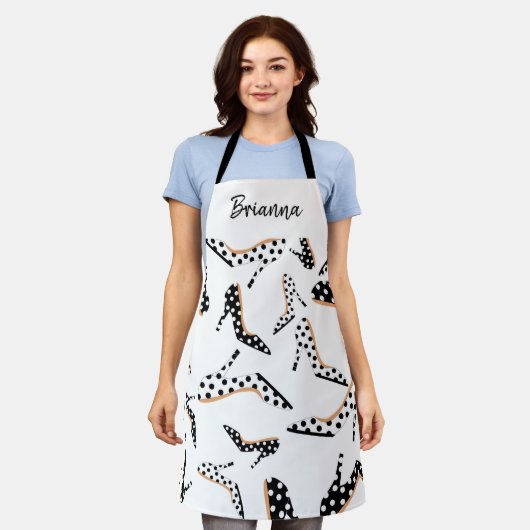 Tablier Talons hauts élégants noir et blanc (Porté)