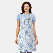 Tablier Toile de Jouy Florale Bleue Monogramme Nom (Porté)