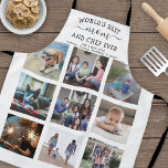 Tablier Tout Texte Photo Collage Meilleur Maman & Chef Bla<br><div class="desc">Célébrez les joies simples de la famille et des petits-enfants avec un élégant collage photo personnalisé tablier noir et blanc. Les images et tout le texte sont simples à customiser. Citation qui dit "World's Best Mom and Chef Ever We Love You" peut être personnalisé pour maman, maman, grand-mère, Nana, Grammy,...</div>