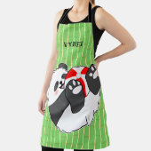 Tablier Un bébé panda mignon jouant avec un ballon (Insitu)