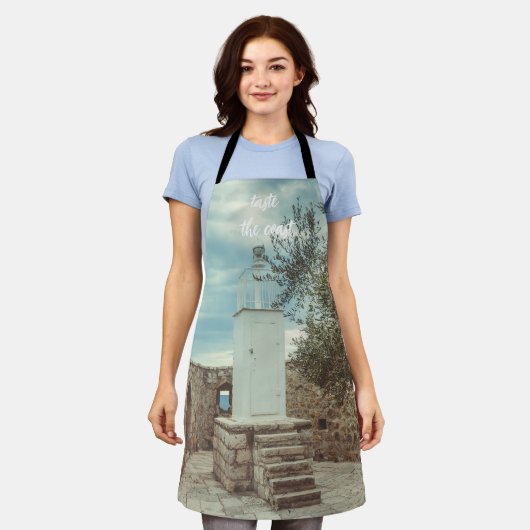 Tablier Un phare blanc et un olivier (Porté)