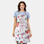 Tablier Vaches, Roses et fraises Coquette Grand Motif (Porté)