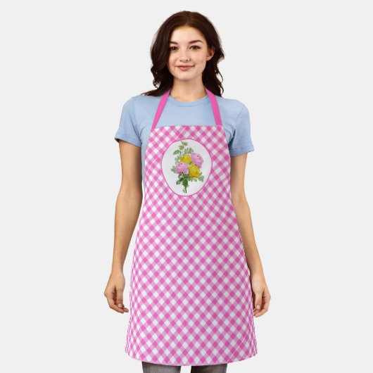 Tablier Vichy rose imprimé partout (Porté)