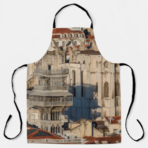 Tablier Vieille ville de Lisbonne avec vue tour et ruine d