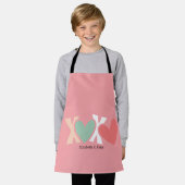 Tablier "XOXO" coloré de la Saint-Valentin (Porté)