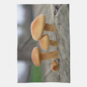 Tabourets Toadstools Macro Serviette de cuisine (Vertical)