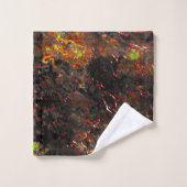 Taches massives et brun verni sur un vert menthe (Gant de toilette)