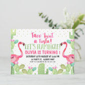 Taco à propos d'un Flamant rose de fête Invitation (Debout devant)