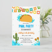 Taco Bout a Pool une invitation de la fête (Debout devant)
