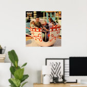 Tacup rijden in de jaren '60 op het pretpark poster (Thuiskantoor)