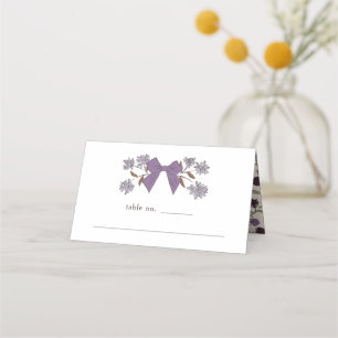 Tafelnummerkaart 'Lilac Bow' met bloemen voor de b