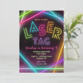 Tag laser Invitation d'anniversaire | Balise laser (Debout devant)