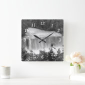 Tahquamenon Upper Falls Gris Horloge murale (Maison)