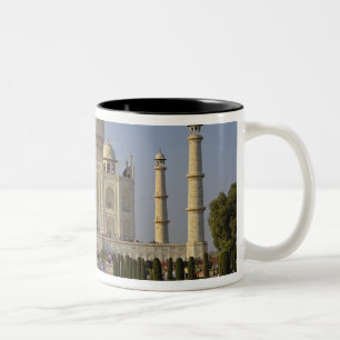 Taj Mahal, een mausoleum gelegen in Agra, India, 2 Tweekleurige Koffiemok