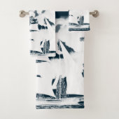 Tall Ship & Clouds Nautical Bad Handdoek (Insitu)