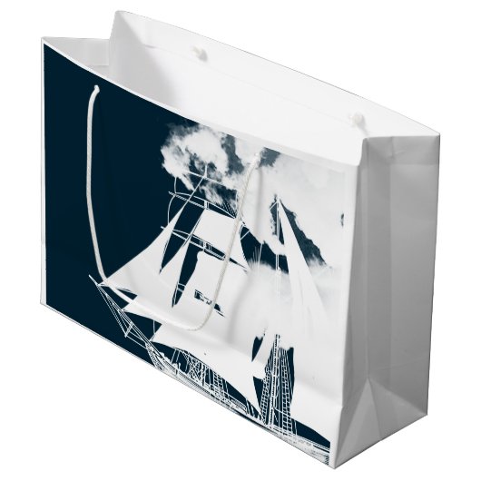 Tall Ship & Clouds Nautical Groot Cadeauzakje (Voorkant Gekanteld)