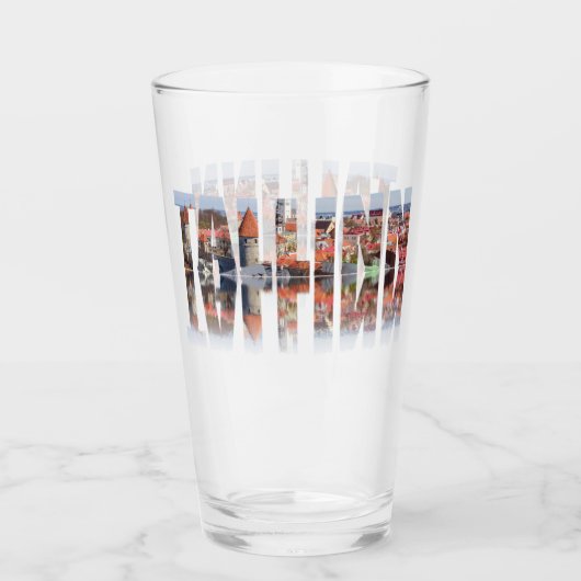 Tallinn-tekst samengesteld uit de oude stad glas (Voorkant)