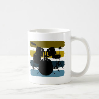 Tambours et tasse de rayures
