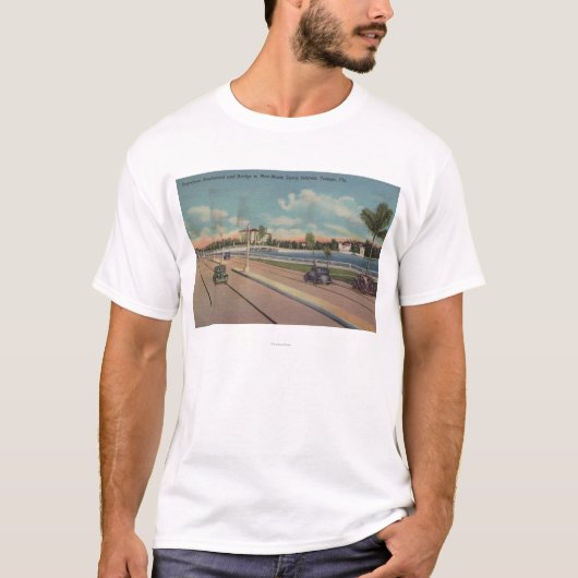 Tampa, FL - Uitzicht van Bayshore Blvd, Bridge T-shirt (Voorkant)