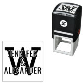 Tampon Auto-encreur 2 Noms sur simple gras simple monographie initiale (En situation)