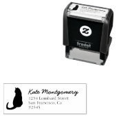 Tampon Auto-encreur Adresse de retour du chat noir mignon (En situation)