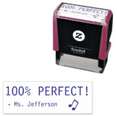 Tampon Auto-encreur Amusant "100% PARFAIT !" + Nom de l'enseignant Tim (En situation)