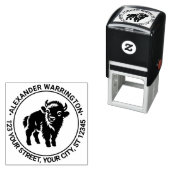 Tampon Auto-encreur Baby Bison Standing Nom Ret Adresse #2 (En situation)