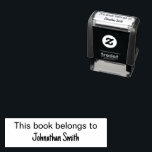 Tampon Auto-encreur Ce livre appartient à et nom complet du propriétai<br><div class="desc">Ce tampon auto-encreur comporte deux lignes de texte à afficher. Vous pouvez modifier les deux lignes. La ligne supérieure indique «Ce livre appartient à». La ligne inférieure est destinée au nom du propriétaire du livre.</div>