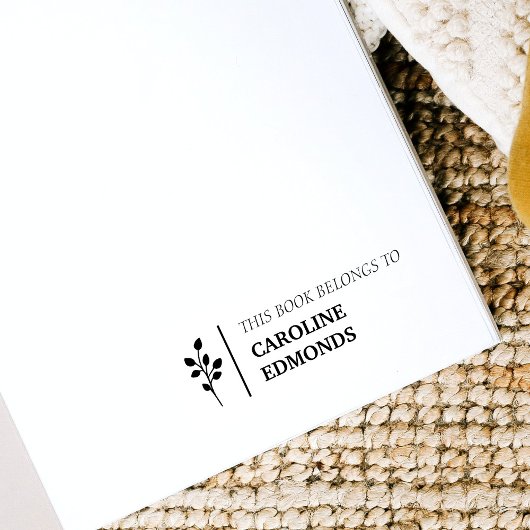Tampon Auto-encreur Ce Livre Appartient À Un Nom Personnalisé