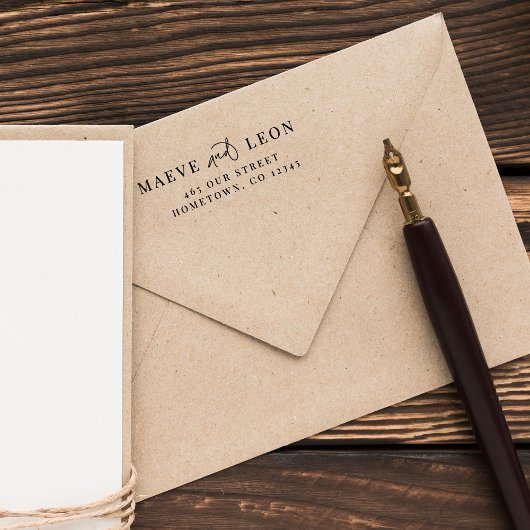 Tampon Auto-encreur Élégant Script élégant Moderne Chic Mariage Couple