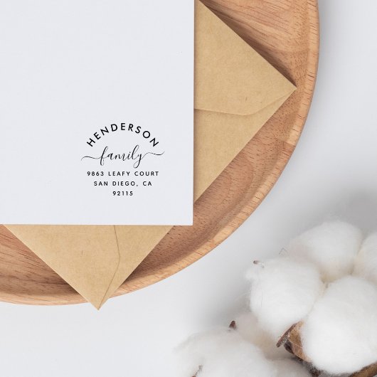 Tampon Auto-encreur Élégant Script Simple Family Return Adresse