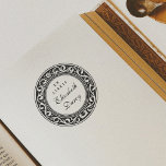 Tampon Auto-encreur Elégant Vintage Ornate Round Frame Ex Libris Nom<br><div class="desc">Un timbre-livre élégant et personnalisé avec un cadre rond orné. À l'intérieur du cadre, "ex libris" est imprimé dans les chapiteaux serif classiques, ci-dessous, votre nom est écrit en écriture chic script. Un design vintage, idéal pour les amateurs de livres, les bibliothécaires et les enseignants. Parcourez la collection liée sur...</div>