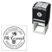 Tampon Auto-encreur Élégante calligraphie ananas Retour Adresse Round (En situation)