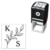 Tampon Auto-encreur Élégante verdure Floral Mariage Logo Monogramme (En situation)